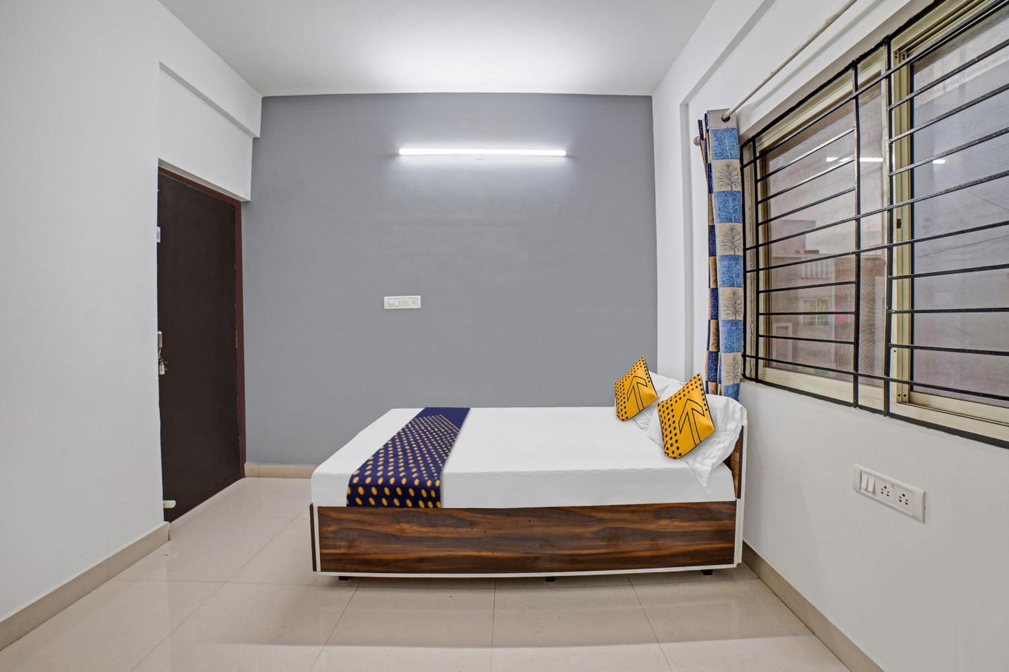 Spot On 81164 San International Hotel Bangalore Exterior foto